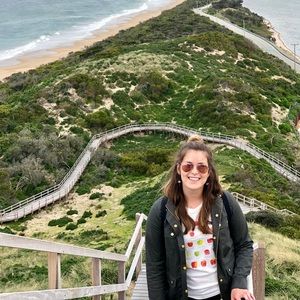 Meet your Posher, Emily